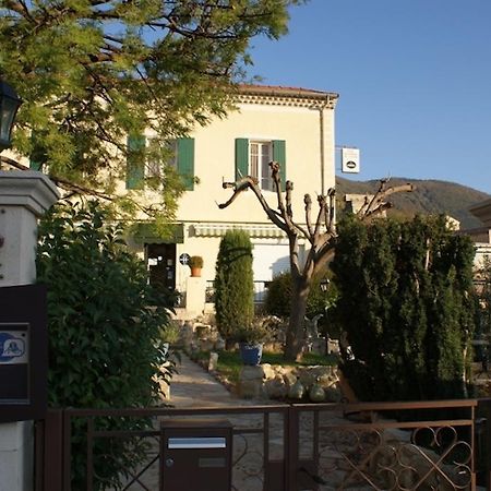 Hotel Restaurant Les Oliviers نييون المظهر الخارجي الصورة